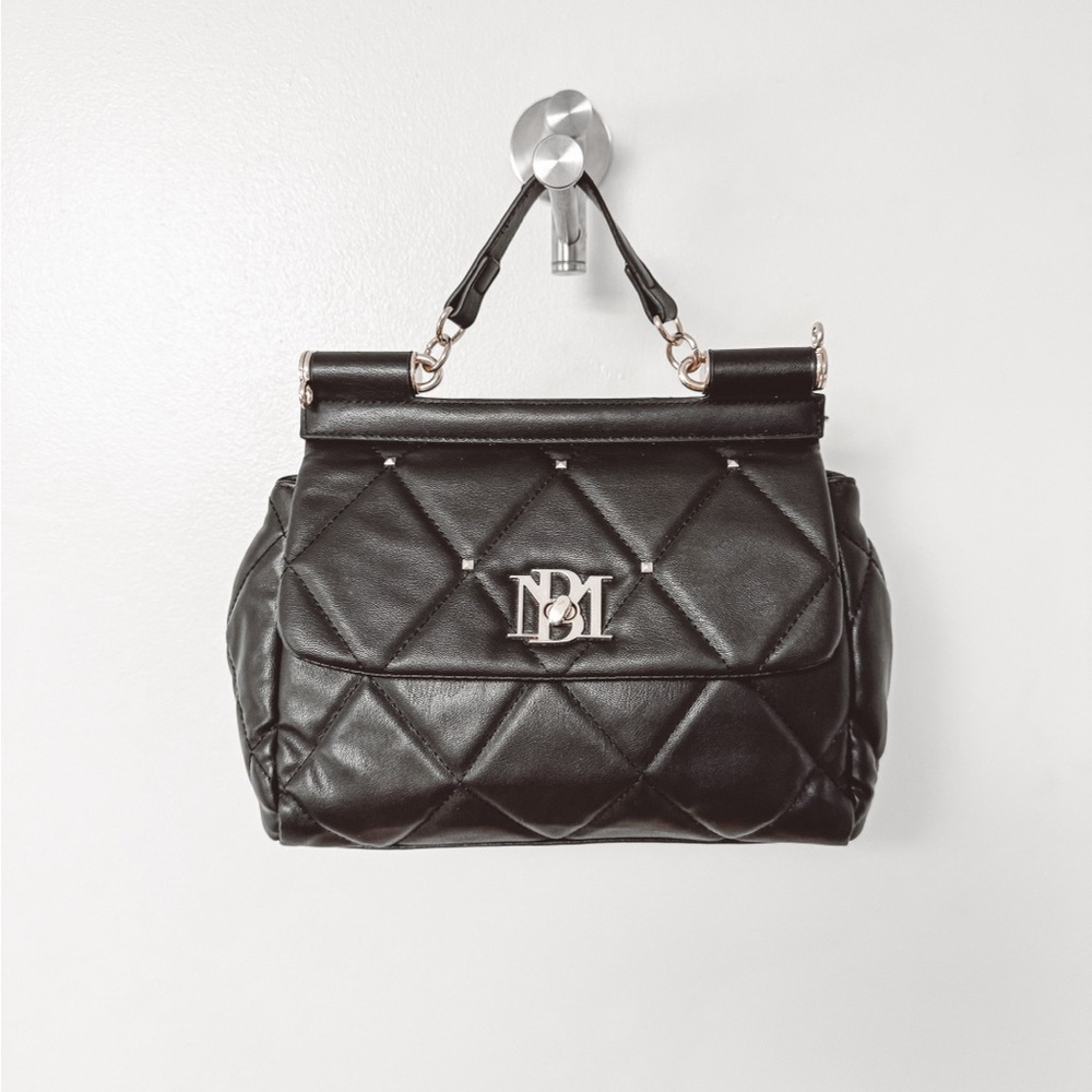 Badgley Mischka Big Diamond Quilting With Studs Bag Black Gold